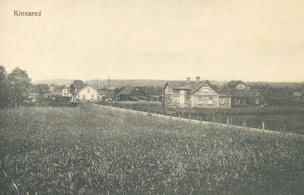 Historiskt vykort från omkring 1915: Vy över Kinnared, Kinnared